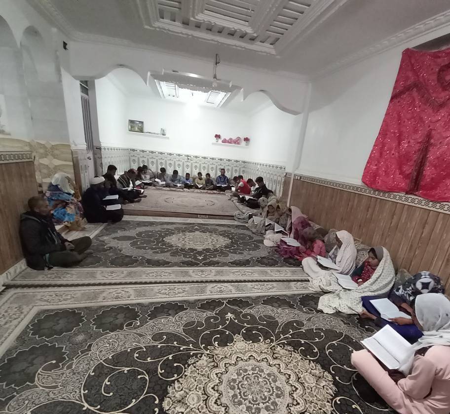 برگزاری کلاس هفتگی قرآن روستای ده گودال استان کرمان