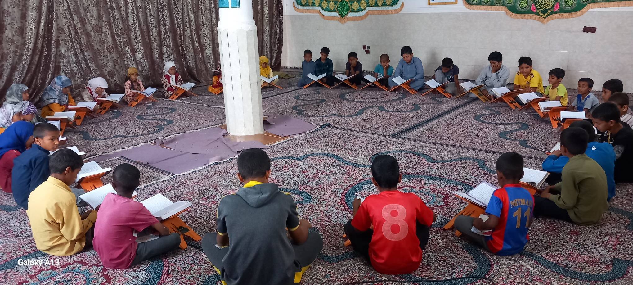برگزاری کارگاه های مختلف و جشن نیمه شعبان  در روستای دهگودال